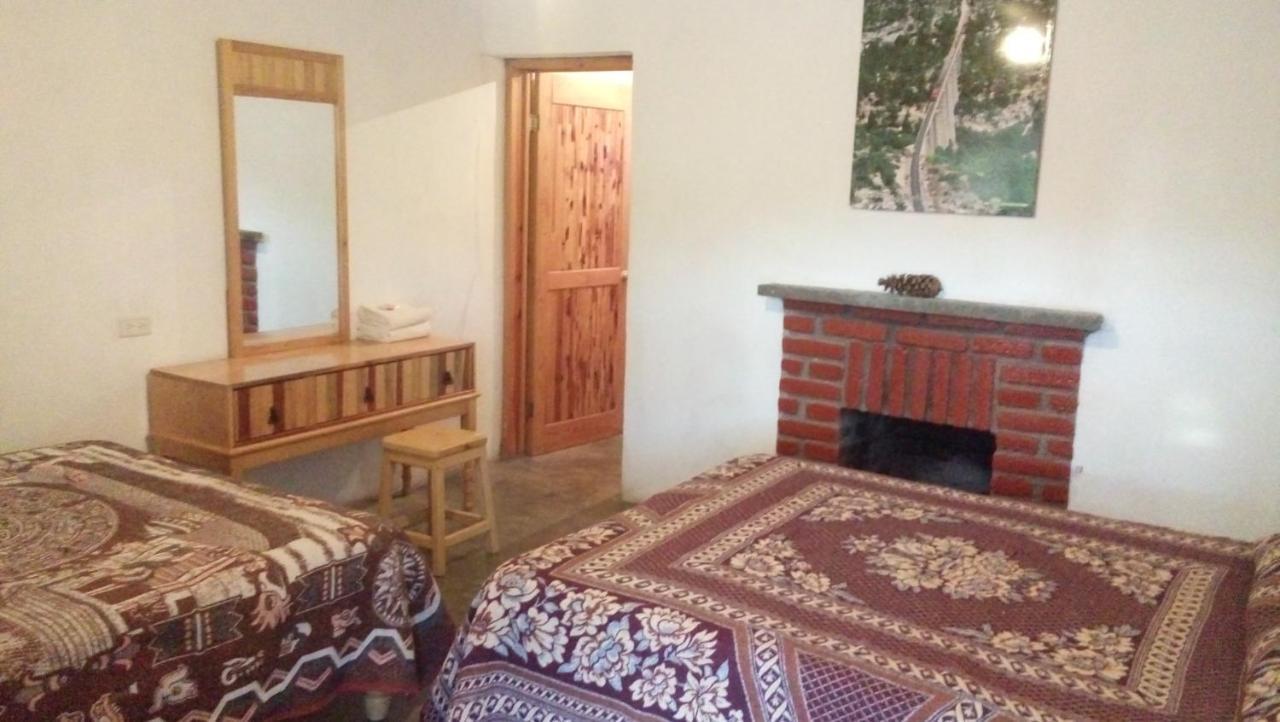 Hotel Entronque Barrancas San Alonso Екстериор снимка